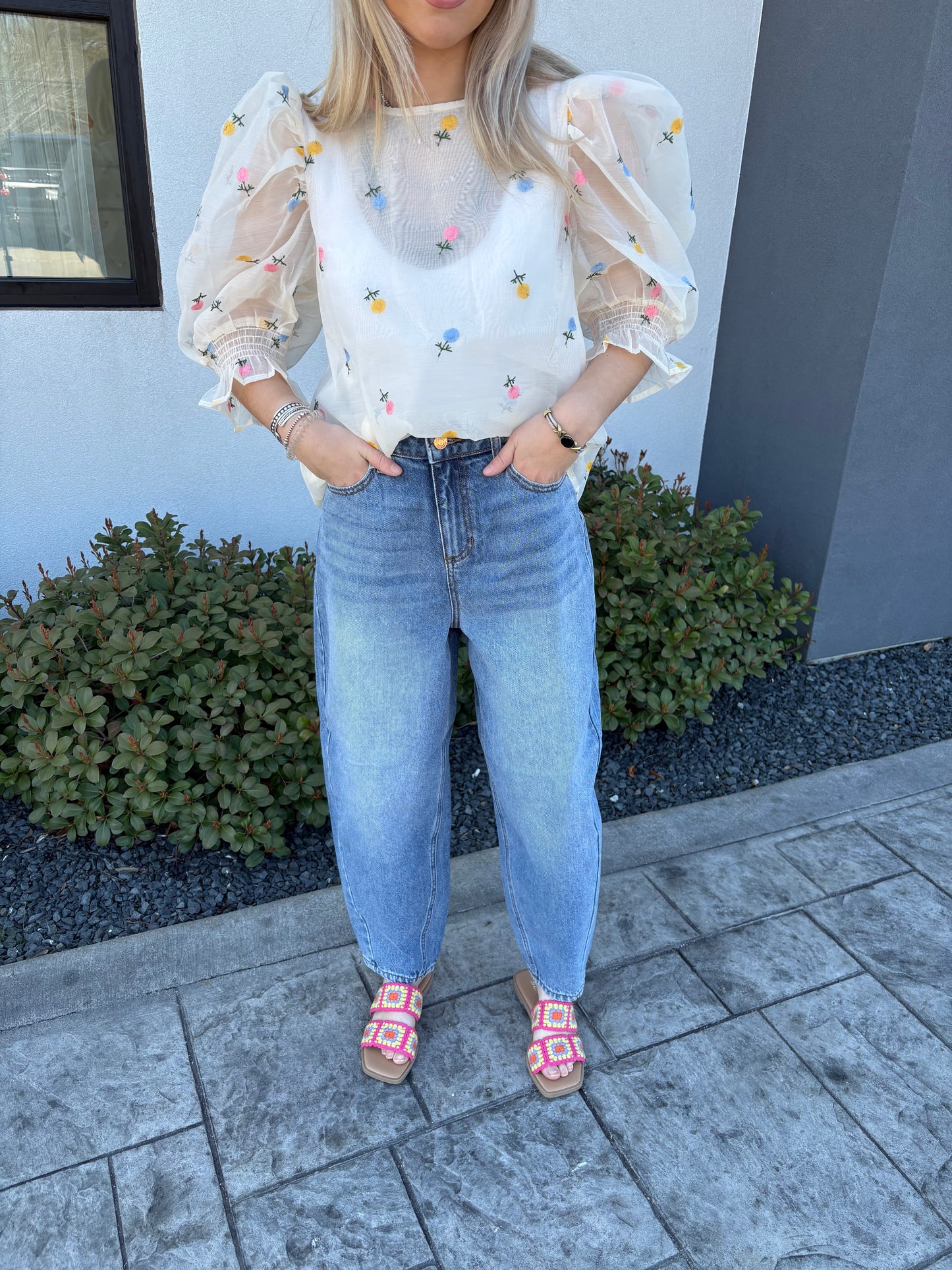 Light Wash Barrel Jeans