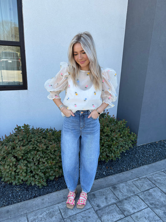 Light Wash Barrel Jeans