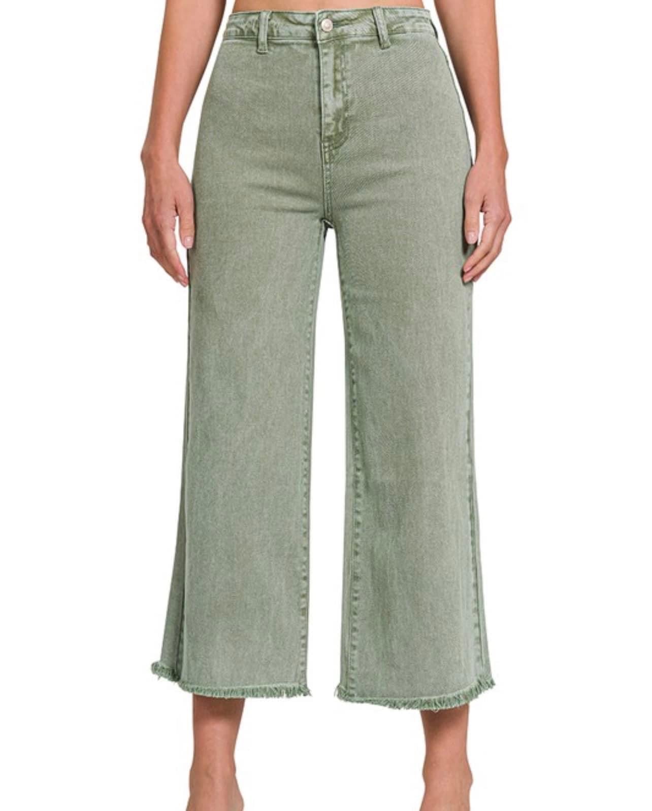 Frayed Hem Cropped Jeans - Olive