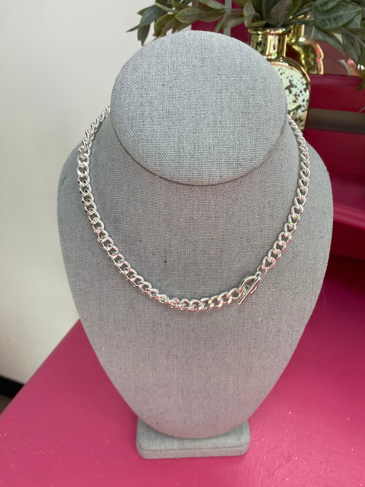 Silver chain necklace