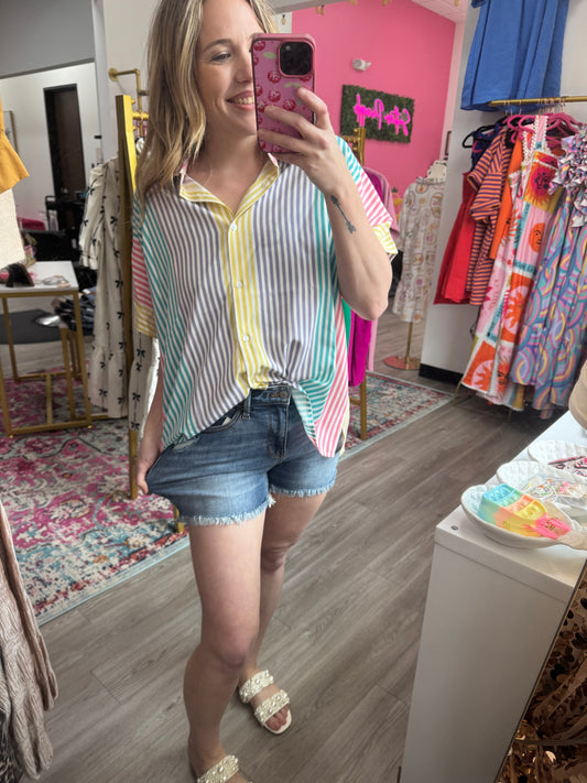 Judy Blue High Rise Frayed Hem Shorts