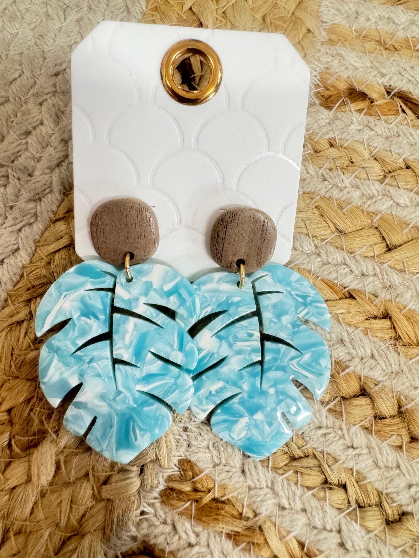Tropical Leaf Statement Earrings – Beachy Boutique Dangle Earrings
