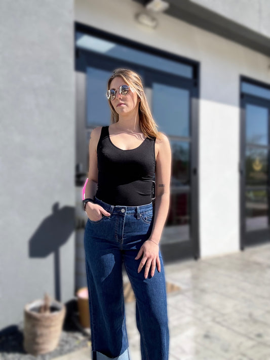 U or V neck 2 Way Seamless Tank- Black