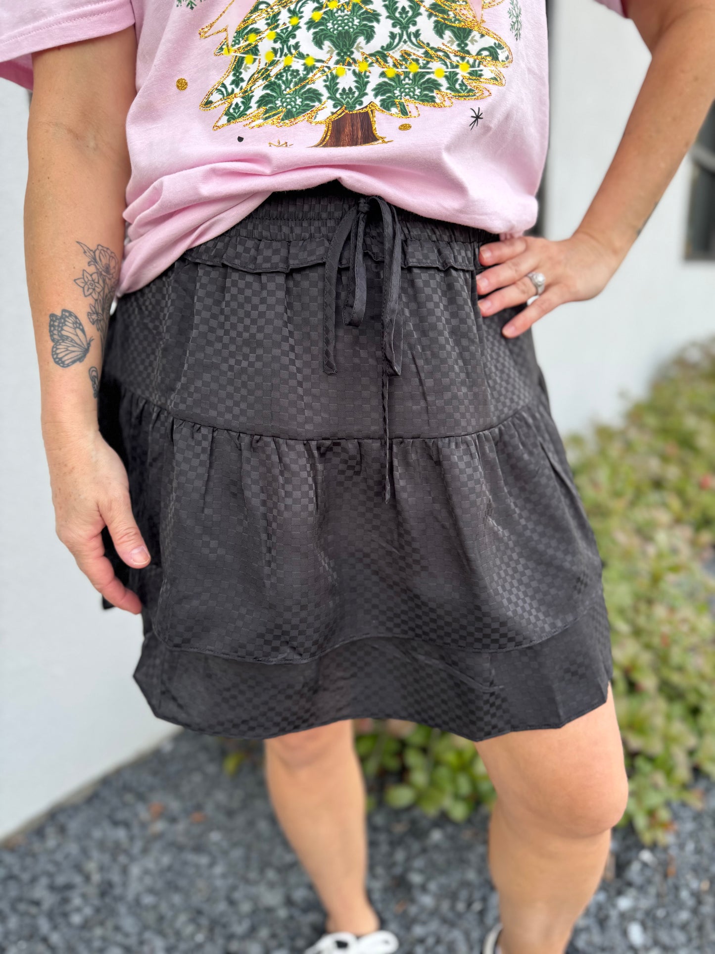 Black checkered ruffle skirt