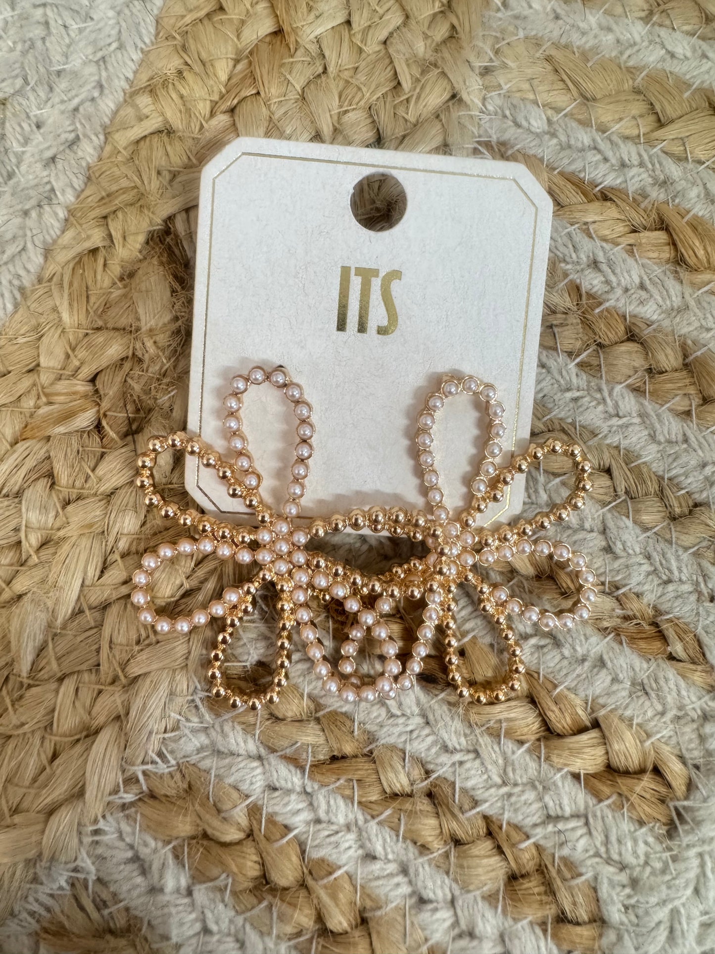Gold Pearl Floral Statement Earrings – Boutique Drop Earrings