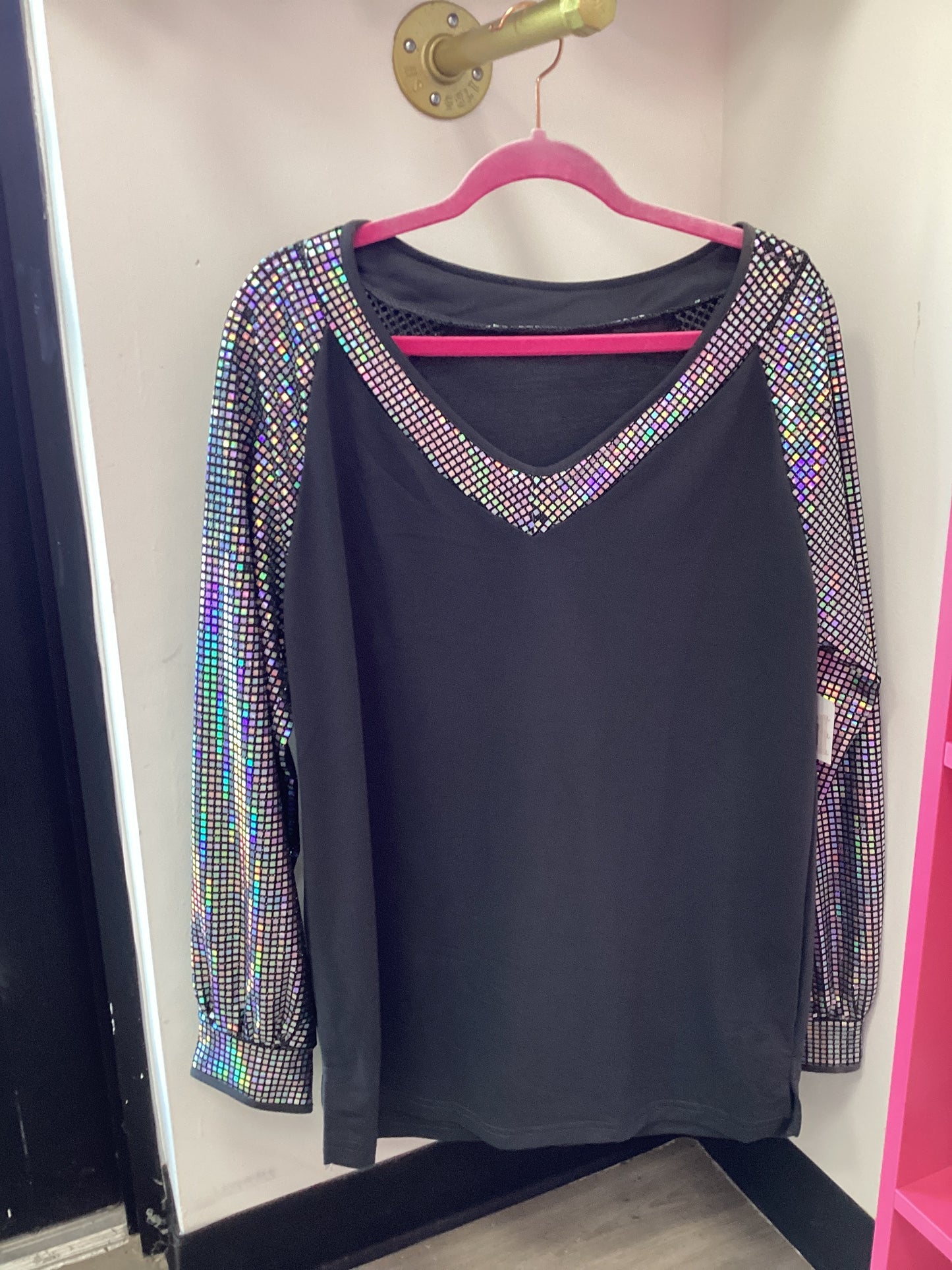 Shimmering gray long sleeve top