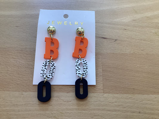 Boo dangle earrings