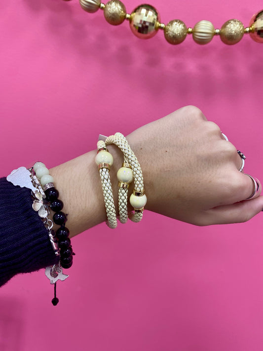 Cream bracelet set